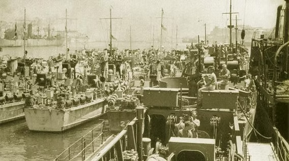 Ships preparing for operation Husky